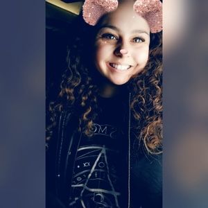 Meet your Posher, Kimberly